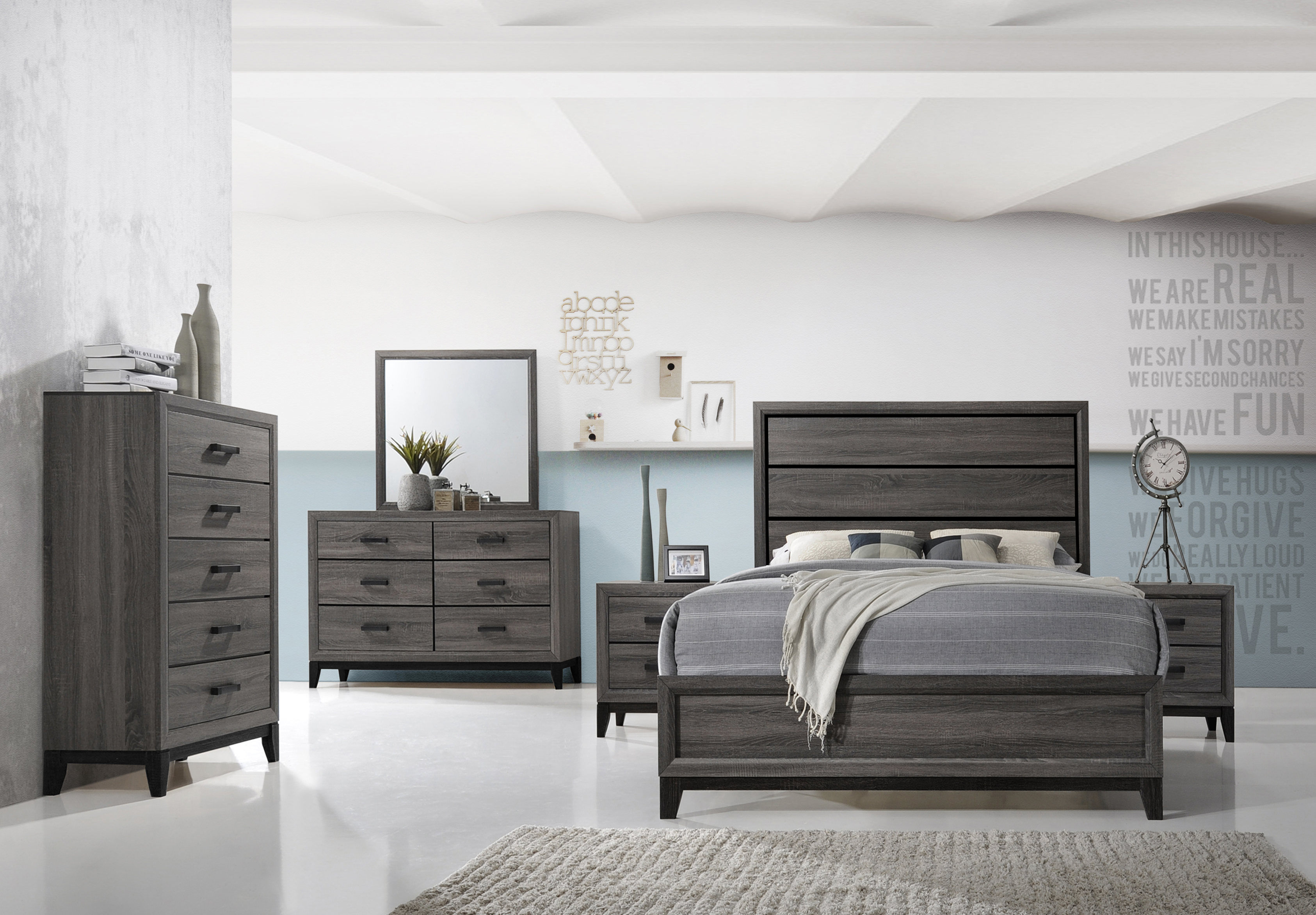 Sierra King Size Contemporary Bed Made with Wood in Gray